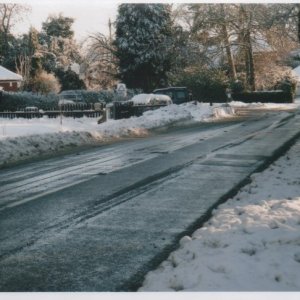 View down Sea Dyke Way, Marshchapel towards the junction with Duckthorpe Lane on the right.
This phtograph was taken in the winter of 2014/15