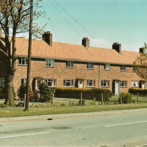 Fieldsend Terrace, Sea Dyke Way, Marshchapel.
This photograph was taken before the additional house was built on the end on the righthand side.