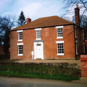 This house stands at the end of Duckthorpe Lane, near the junction of Sea Dyke Way.
It was originally one property, then converted to two, and has now been converted back to one property.