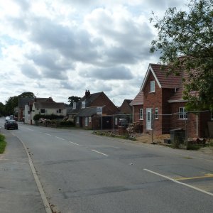 View looking down Sea Dyke Way showing the new house that was built on the site of the old Red Garage.
This house was completed in around September 2011.