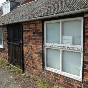 Old Blacksmiths workshop - Sea Dyke Way, November 2011.