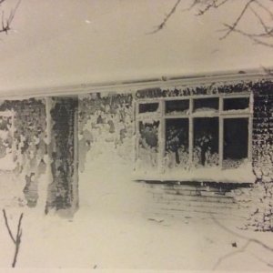 Corner Bungalow on Sea Dyke Way, Marshchapel.
Winter of 1979
