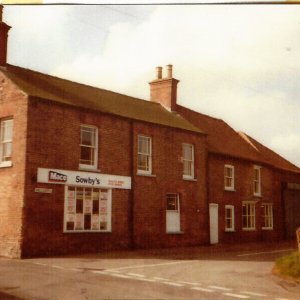 Sowbys Shop looking down Hallgarth.
The building at the far end was known as the Bus House where the vans were parked with the bakery being at the rear. 
This was turned into a residence.