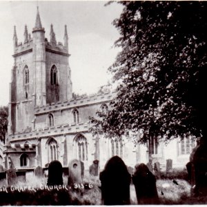 A photograph of the old part of St. Marys Churchyard.
This would have been made into a postcard.