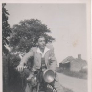 Desmond Osbourne
This photograph was taken in North Lane, Marshchapel