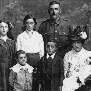 George William Clover and family.
This photograph would have been taken during WW1.