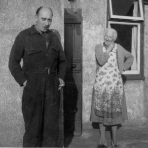 This photograph was taken at the rear of the home of Joseph and Florence Elvin on the corner of Sea Dyke Way and North Lane.
Standng next to Mrs Elvin is Harold Turner who lodged with them for a while.
Harold ran the Red garage on Sea Dyke Way, Marshchapel, for many years.