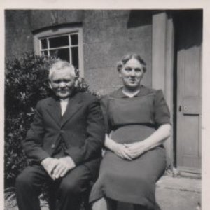 Charles Andrew Patrick and his wife Sarah Jane Patrick
Parents of Margaret Burgess.
This photograph was taken at their home, West End House, in West End Lane, Marshchapel in 1948/9.
