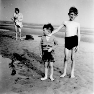 Trip to North Cotes Beach
Hazel Fenner in the background with Stuart Grantham on the left and Marsden Fenner next to him.