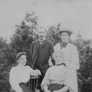 This photograph came to us via Stuart Grantham.
The people in the photograph are unknown.
The photograph was made into a postcard with the words:
"Photo by S Crowson, Tetney"
stamped on the back.