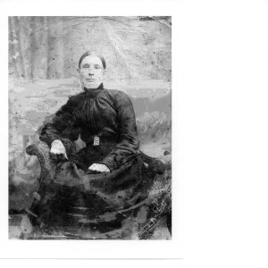 This photograph of an unknown woman was found in the Wray family collection.