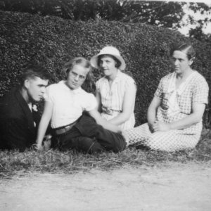 Aubrey, Margaret and Winnie Patrick with their mother Sarah Jane (Sally) Patrick.
This photograph was taken on the grass verge at Willow Tree Corner near Covenham Reservoir.