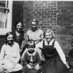 Fanny Pinder with nieces Grace, next to her, and Winnie, Margaret and Kathleen in front.