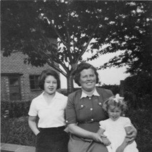 Midge Marshall, Mirrie Leak and her daughter Kay.
This photograph was taken in front of Fieldsend Terrace where there used to be a bridge over a dyke to get to the houses, the dyke was subsequently filled in.
This photograph would have been taken c. mid 1950s.
