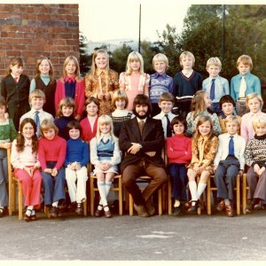 Marshchapel School Lower Juniors - 1975