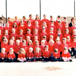 Marshchapel School - 1996
See accompanying list of names.